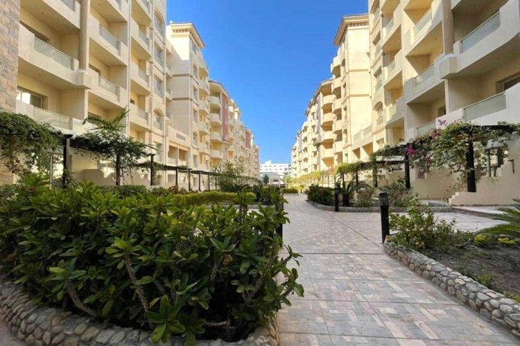 3 bedroom apartment as investment in Florenza Khamsin for sale